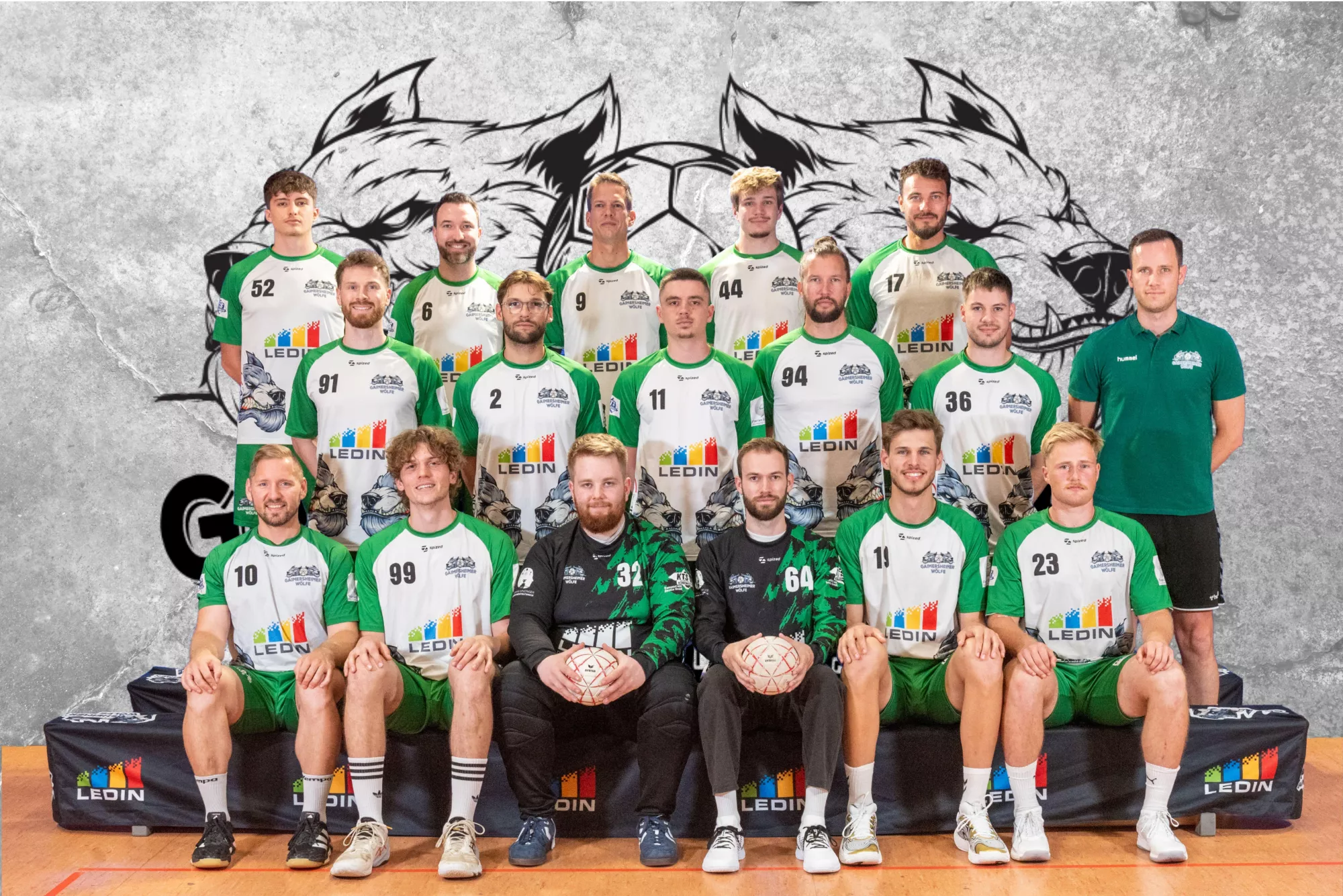 26 27 Herren1